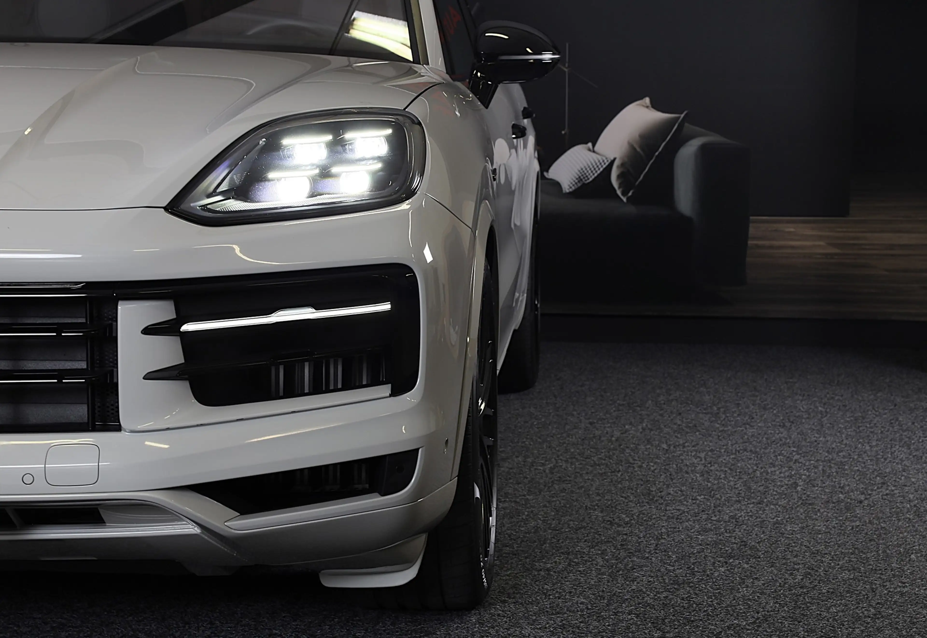 Porsche Cayenne 3.0 S E-Hybrid / 520 Pk / Head Up / 360 Camera / A — photo 50