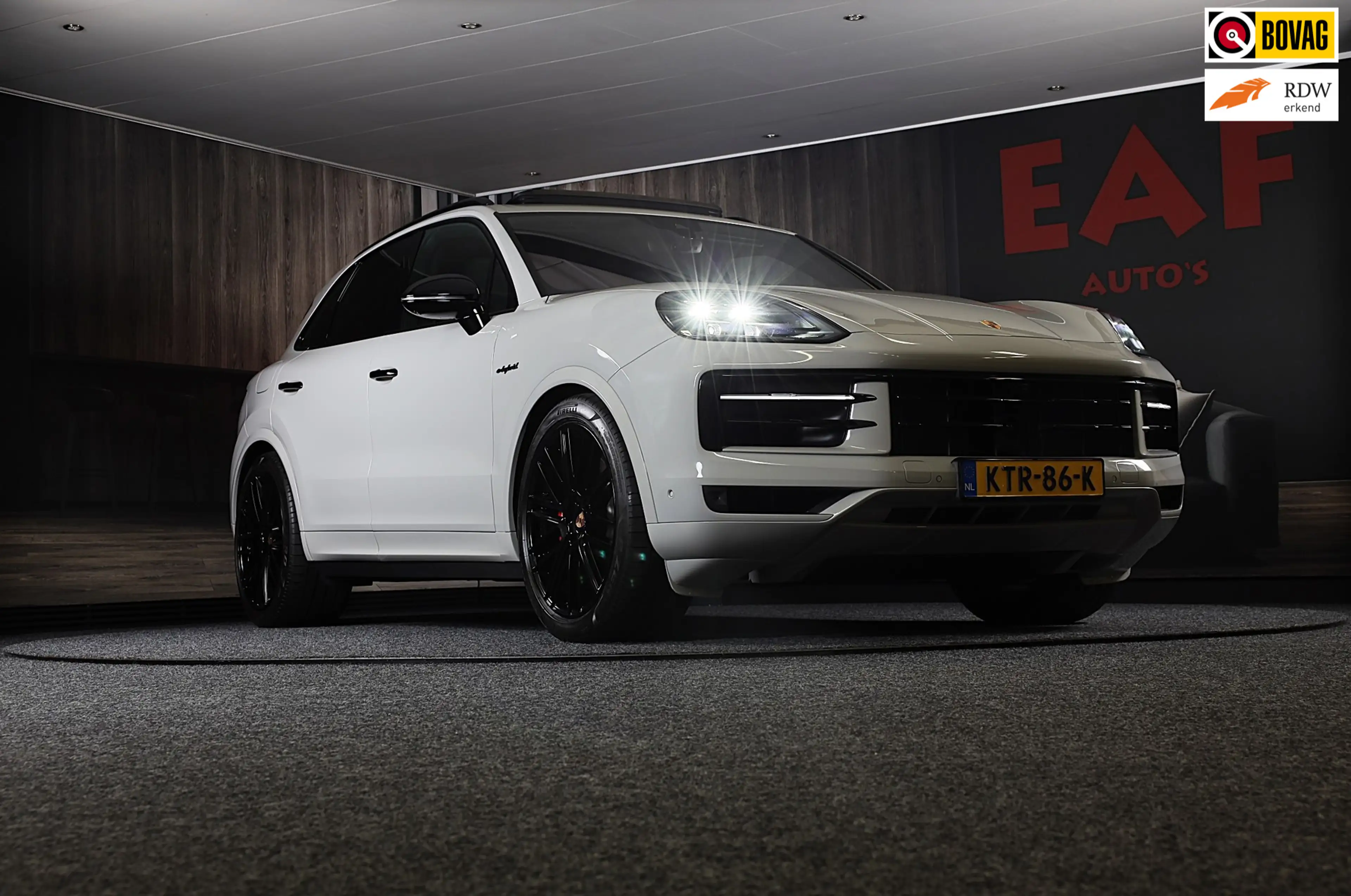 Porsche Cayenne 3.0 S E-Hybrid / 520 Pk / Head Up / 360 Camera / A