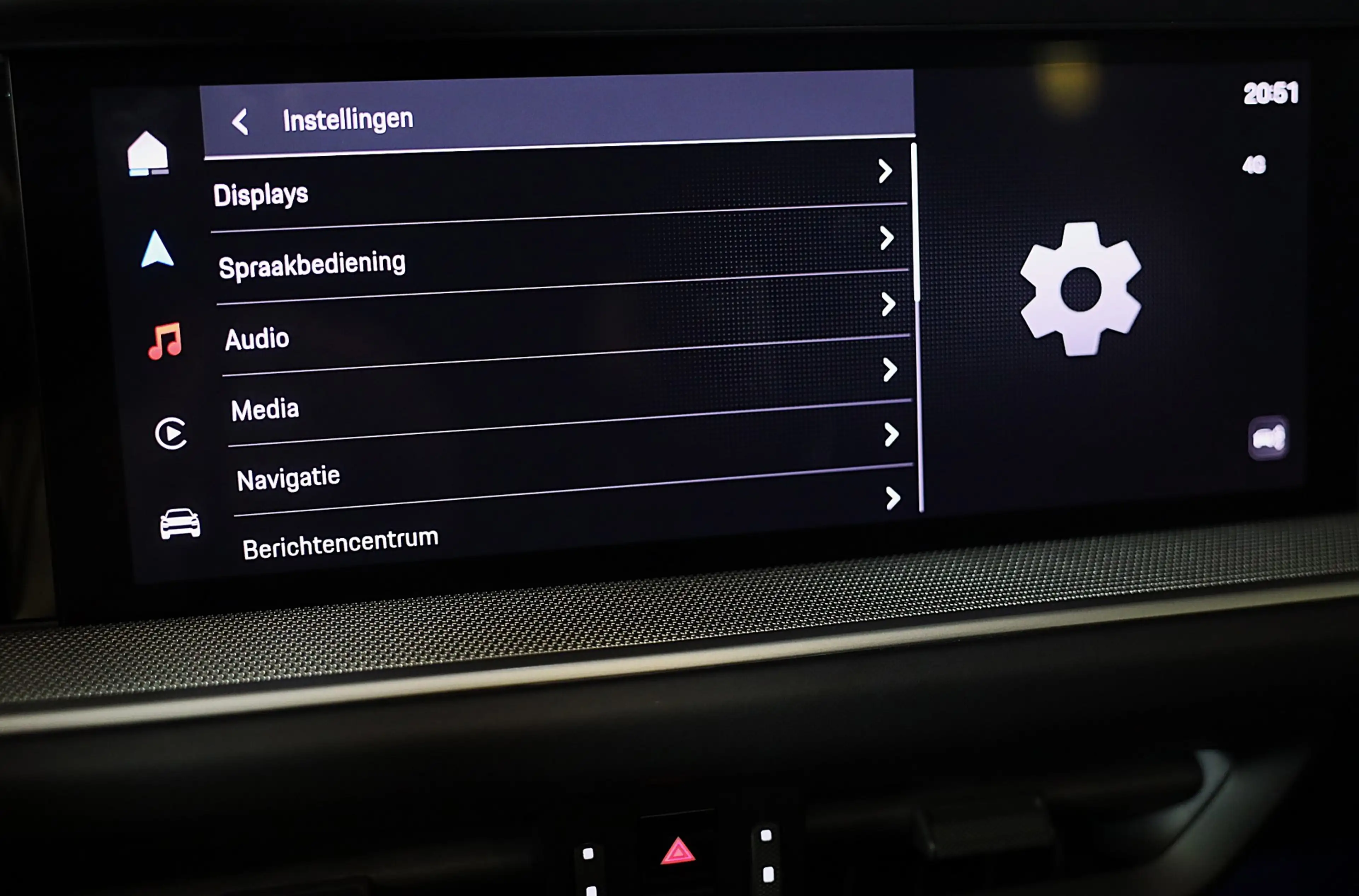 Porsche Cayenne 3.0 S E-Hybrid / 520 Pk / Head Up / 360 Camera / A — photo 21