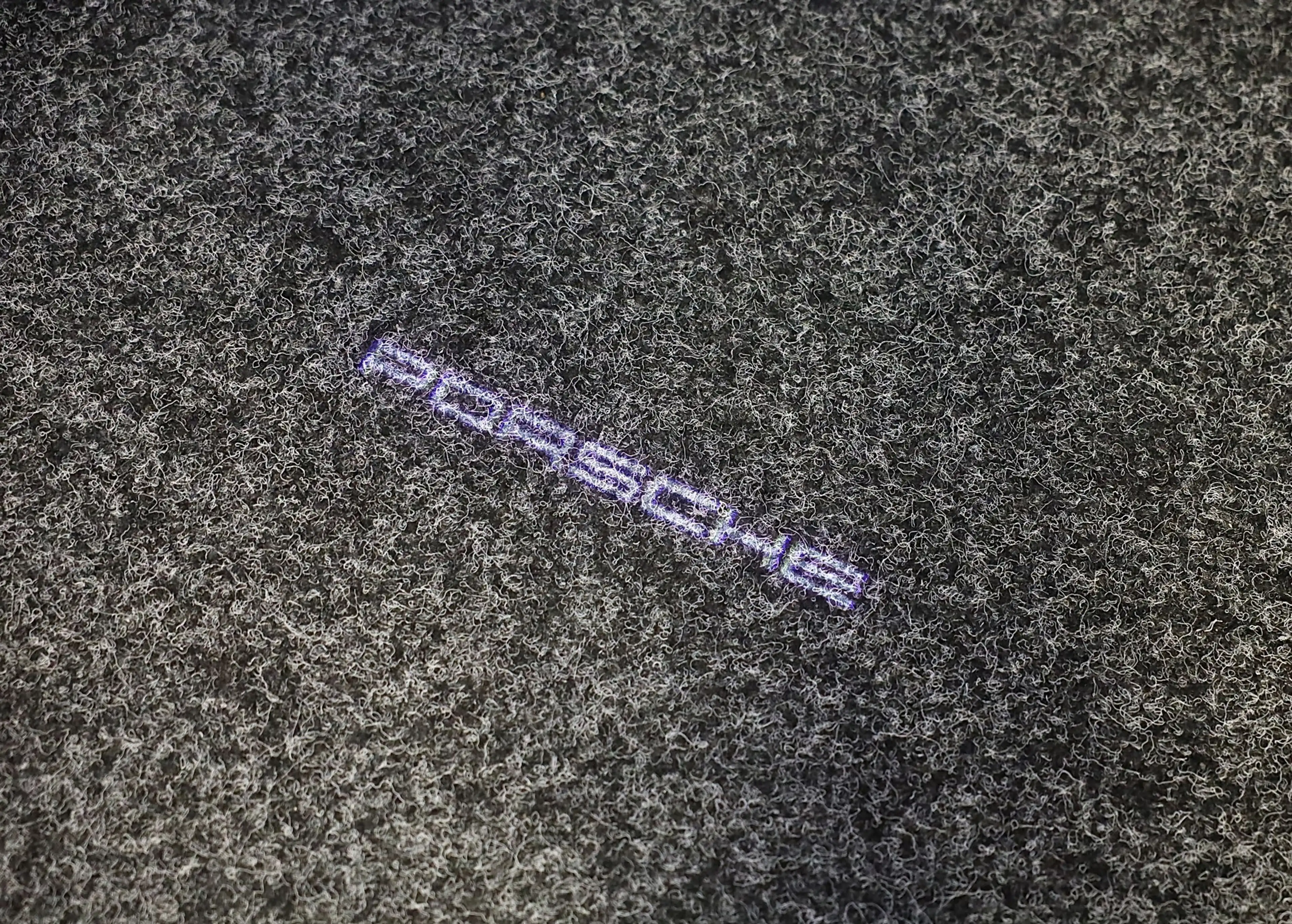 Porsche Cayenne 3.0 S E-Hybrid / 520 Pk / Head Up / 360 Camera / A — photo 33