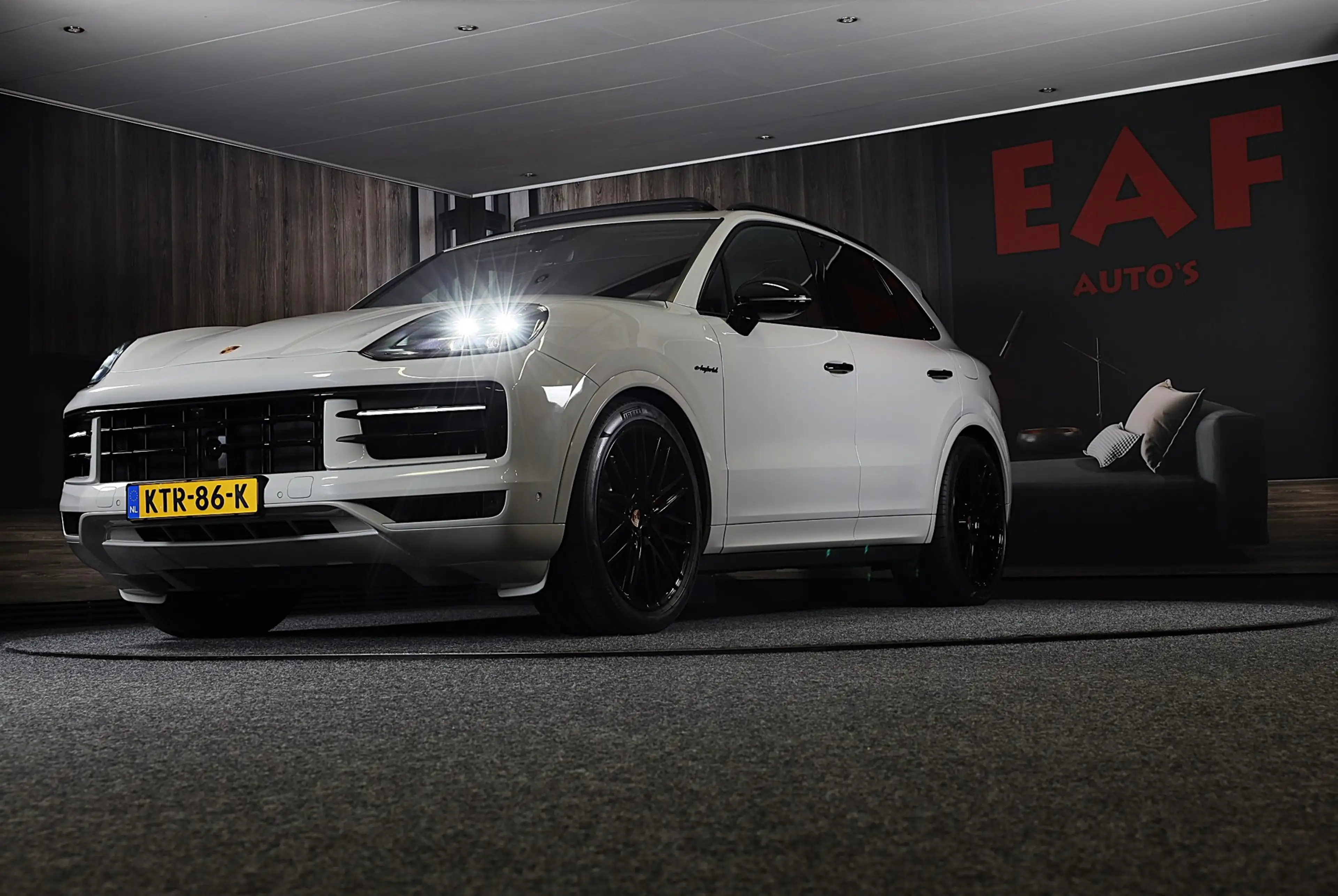 Porsche Cayenne 3.0 S E-Hybrid / 520 Pk / Head Up / 360 Camera / A — photo 4