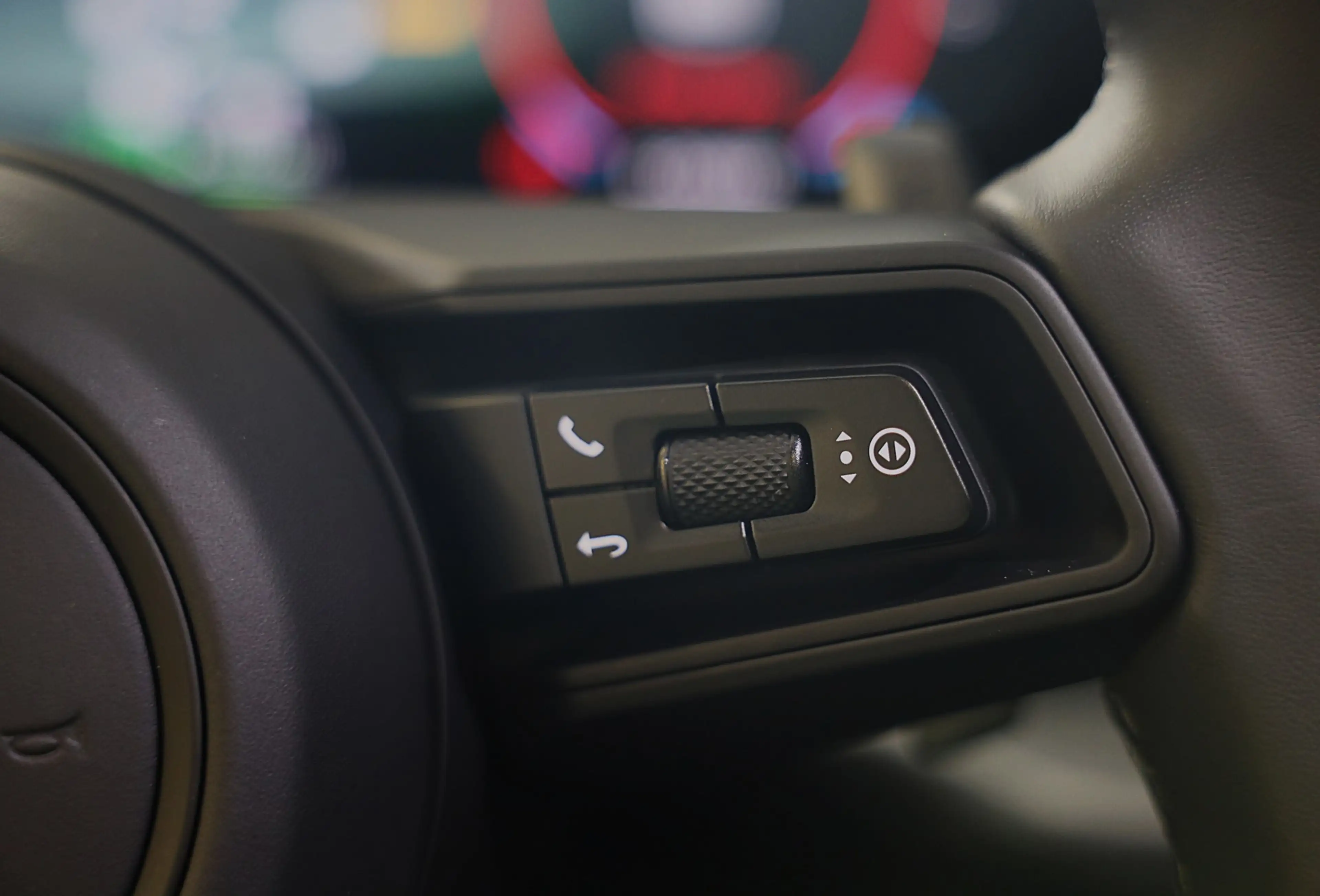 Porsche Cayenne 3.0 S E-Hybrid / 520 Pk / Head Up / 360 Camera / A — photo 24