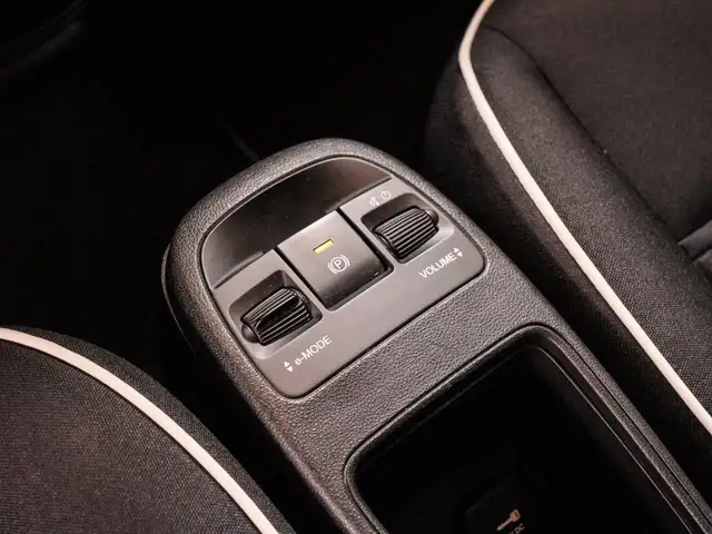 Fiat 500e view 10