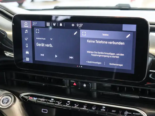 Fiat 500e view 7