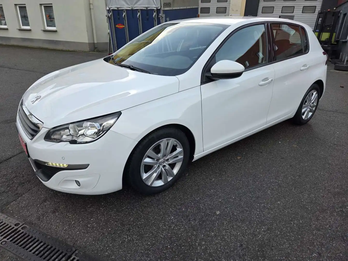Peugeot 308 1.6 Hdi 100 CV Garantie 12 Mois Blanc - 2