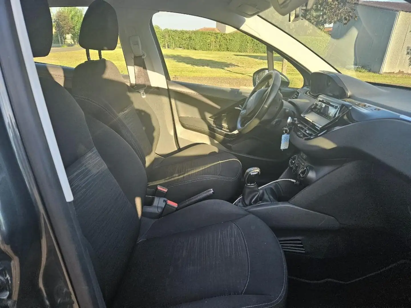 Peugeot 208 208 AFFAIRE 1.0 VTI 68 BVM5 CONFORT Noir - 2