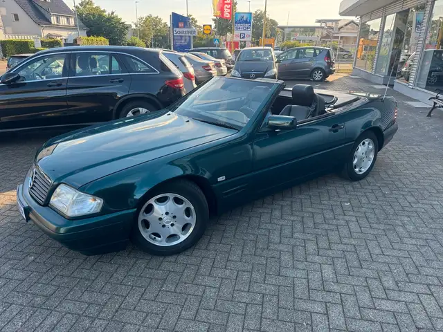 Mercedes-Benz SL 320