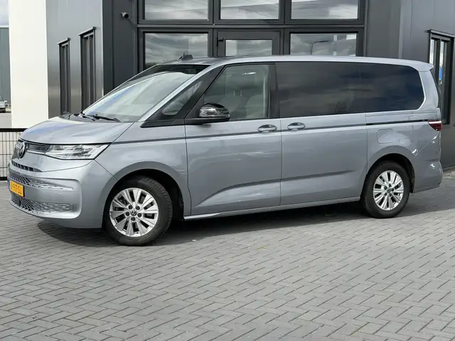 Volkswagen T7 Multivan 1.4 eHybrid L2H1 Style Pano | Trekhaak | Nwe onder