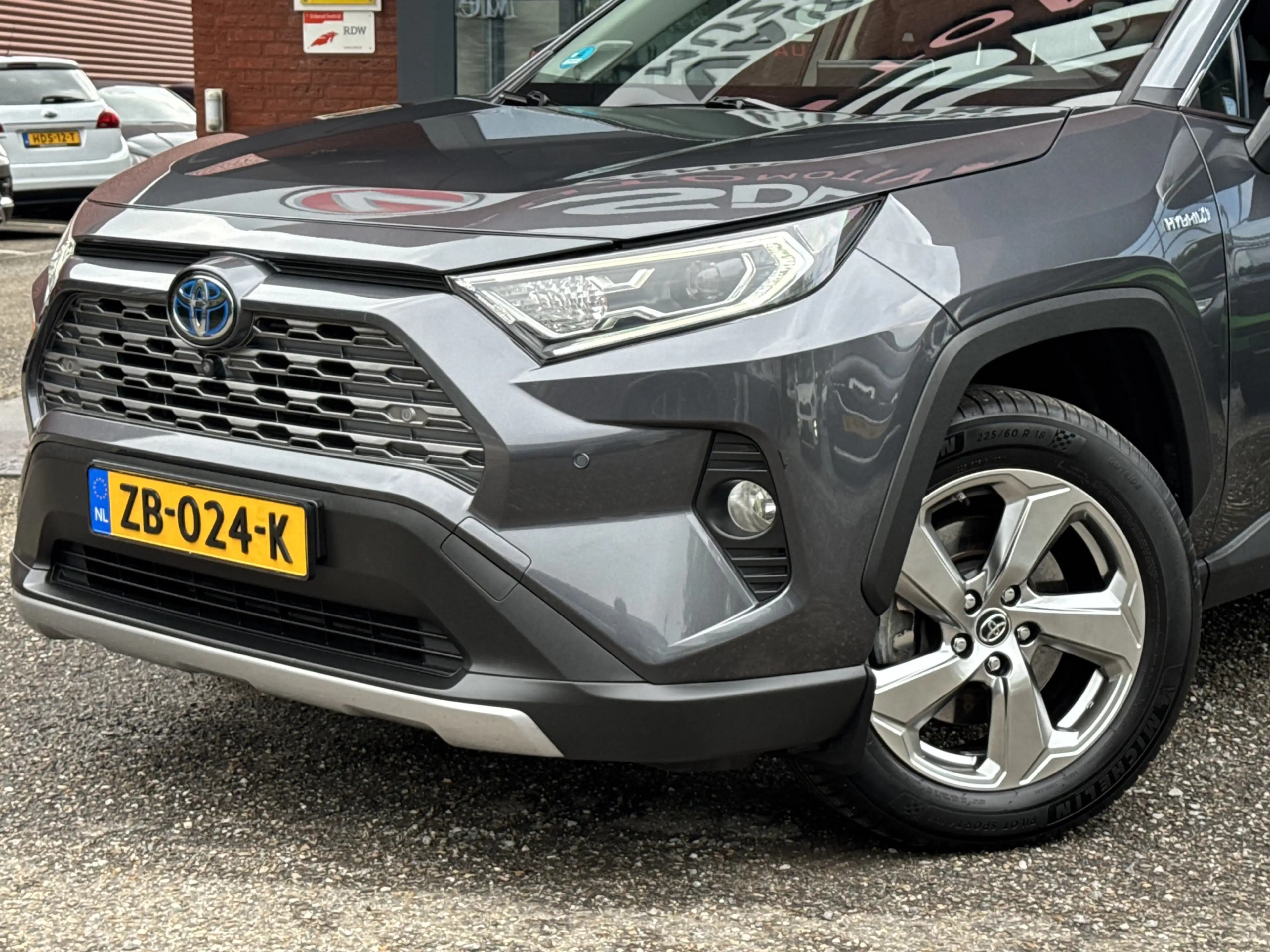 Toyota RAV 4 2.5 Hybrid AWD Executive // MEMORY SEATS // JBL PR — photo 8
