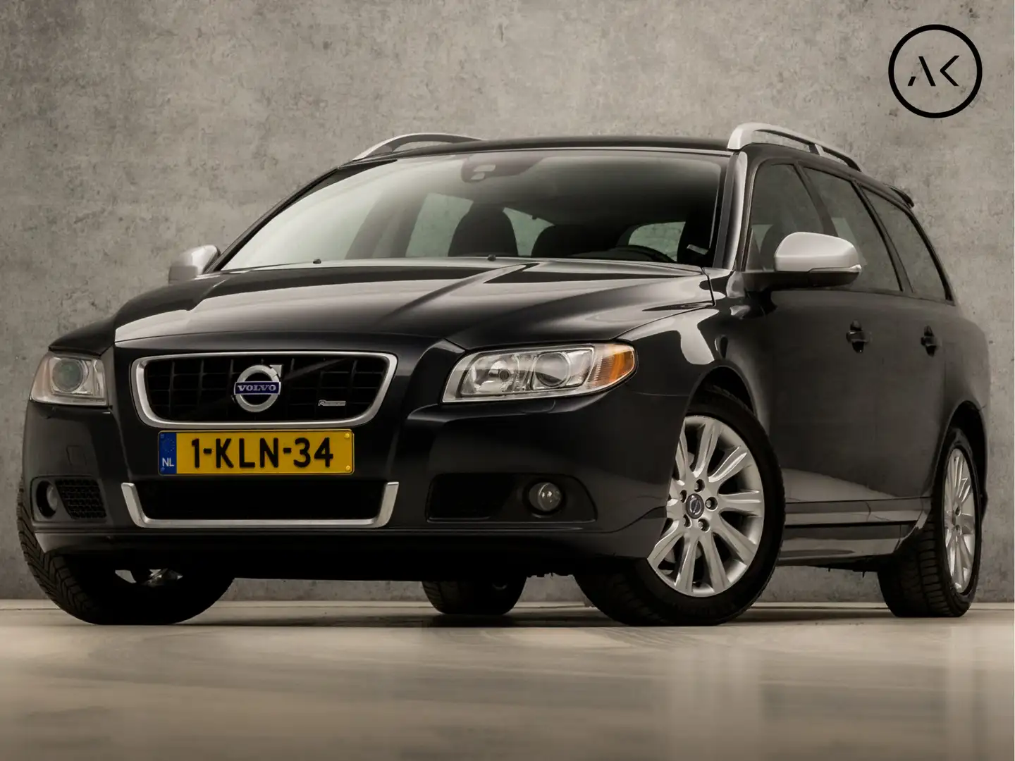Volvo V70 1.6 T4 R-Design 180Pk Automaat (NAVIGATIE, CLIMATE Gris - 1