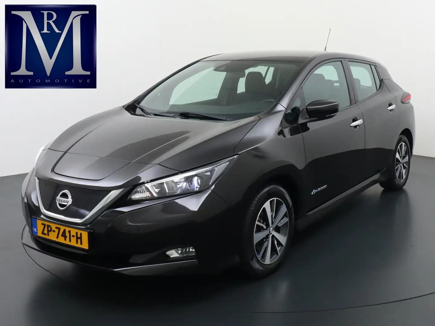 Nissan Leaf Acenta 40 kWh SOH 88% CAMERA | DODE HOEK | RIJKLAA Schwarz - 1
