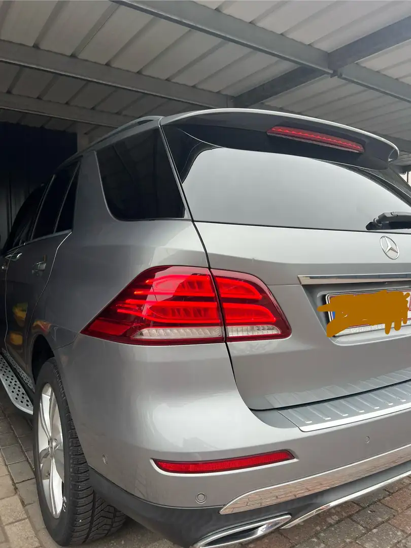 Mercedes-Benz GLE 250 d 4Matic 9G-TRONIC Exclusive - 1