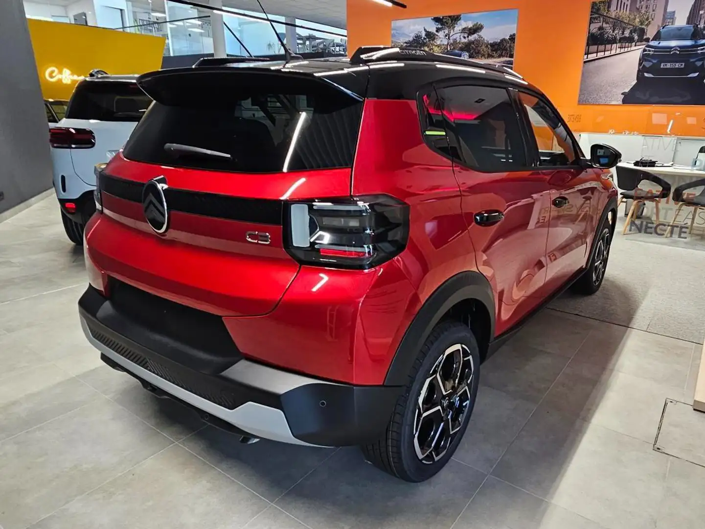 Citroen C3 C3 Hybrid 100 Automaat Rouge - 2