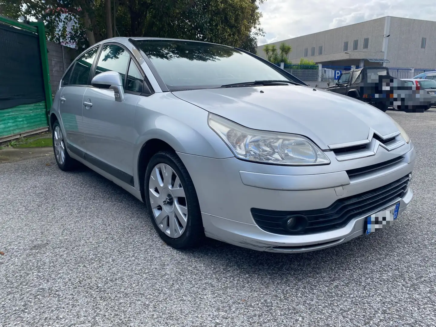 Citroen C4 Coupé 1.6 HDi 90CV Classique Gris - 1