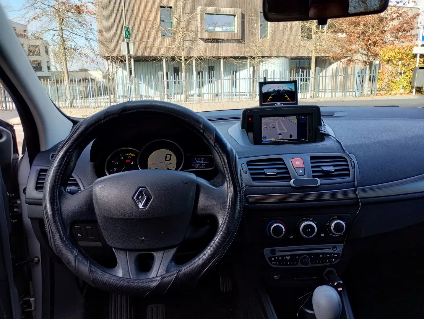 Renault Megane Grandtour dCi 110 FAP Dynamique Argent - 2