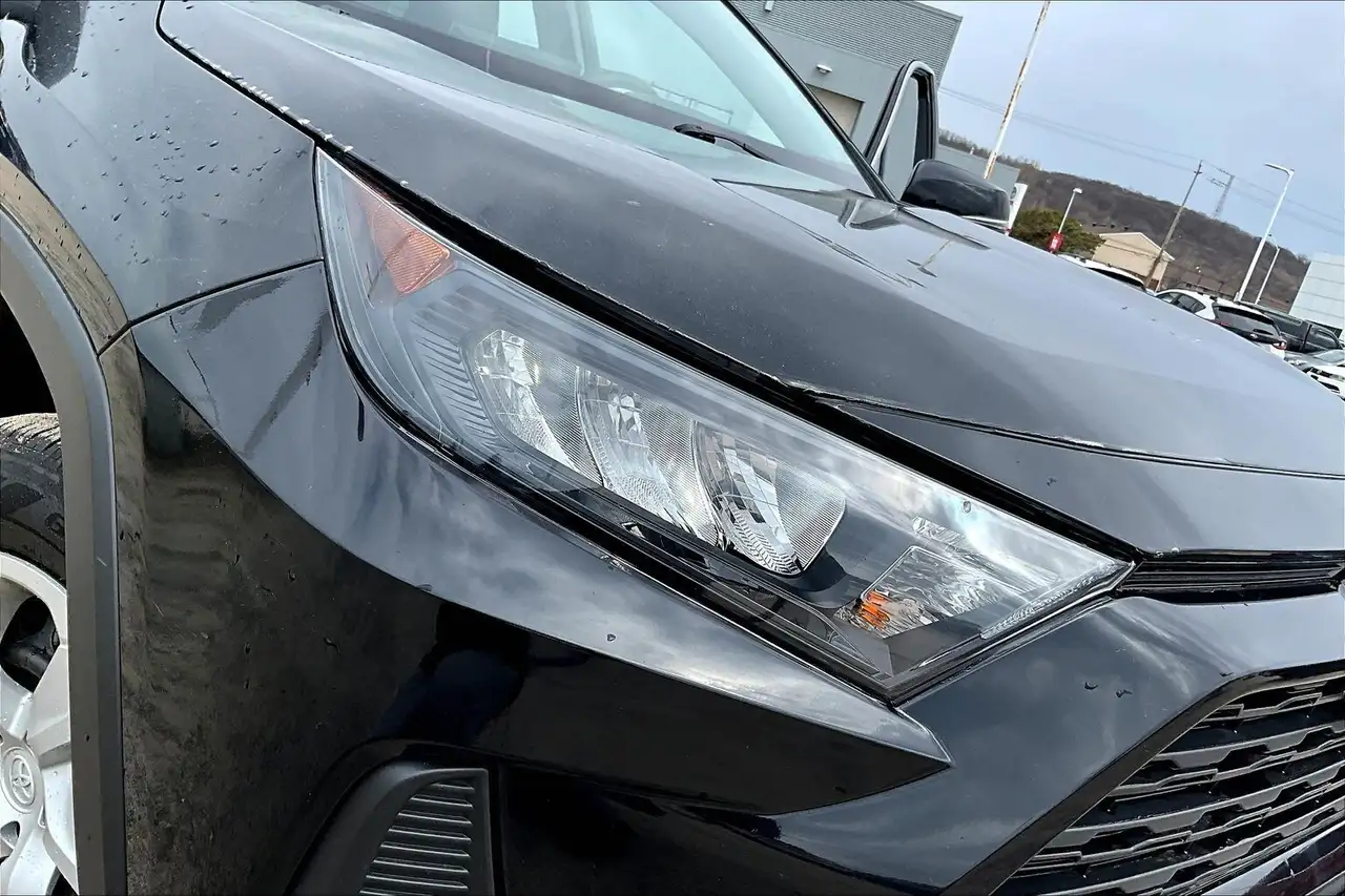 Toyota RAV 4 снимка Toyota RAV 4