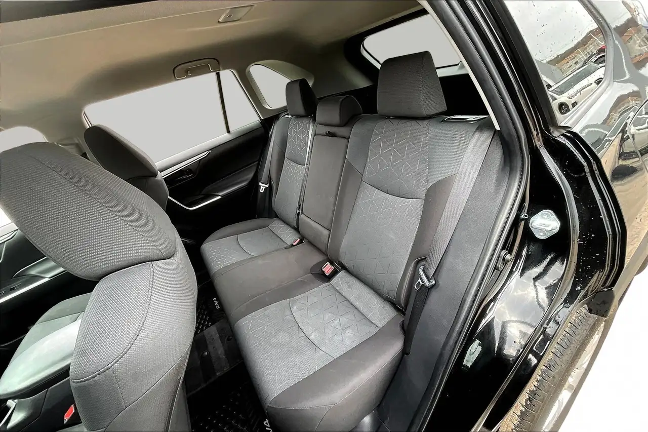Toyota RAV 4 снимка Toyota RAV 4