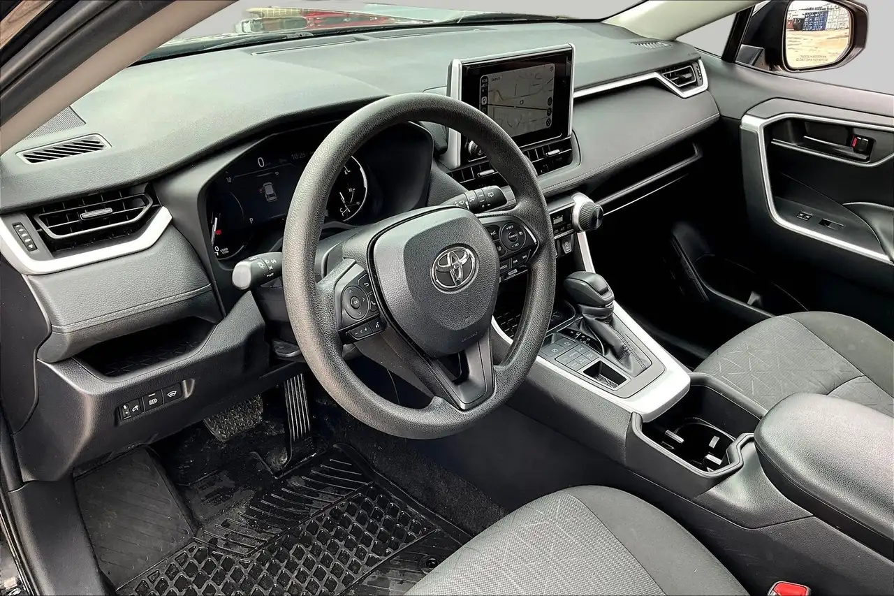 Toyota RAV 4 снимка Toyota RAV 4