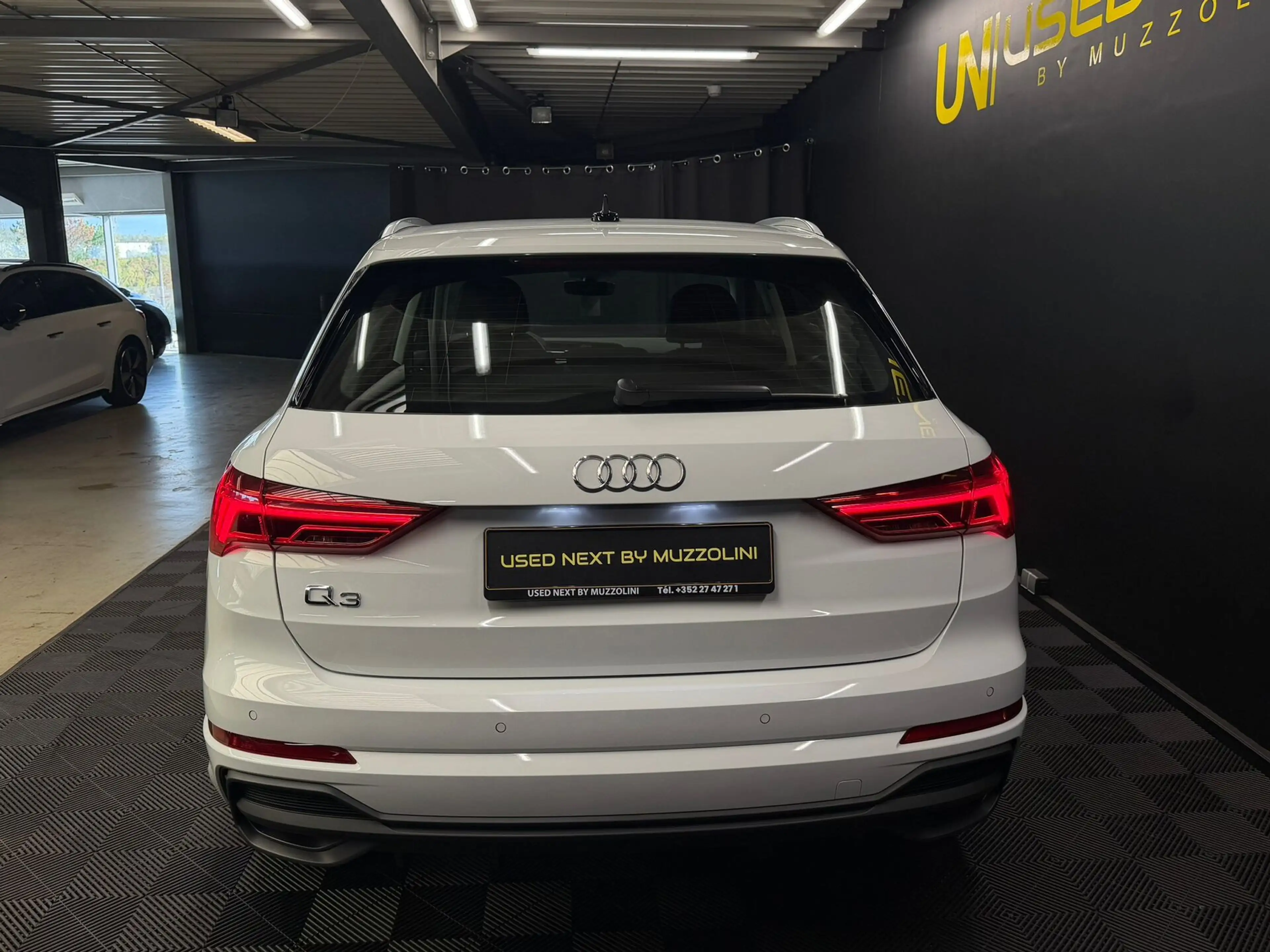 Audi Q3 Q3 S line 1.4 45 TFSI 245CH — photo 4