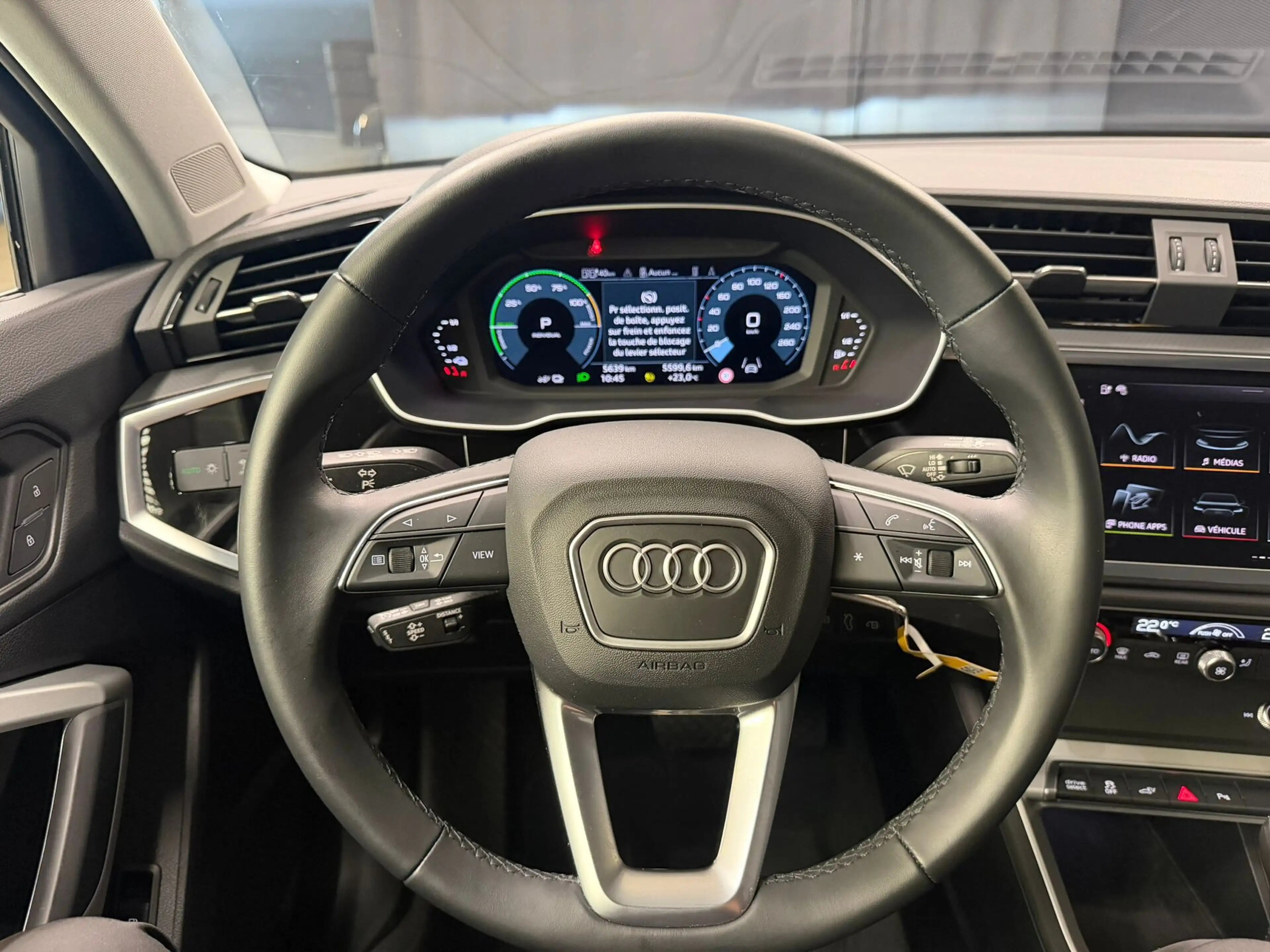 Audi Q3 Q3 S line 1.4 45 TFSI 245CH — photo 13