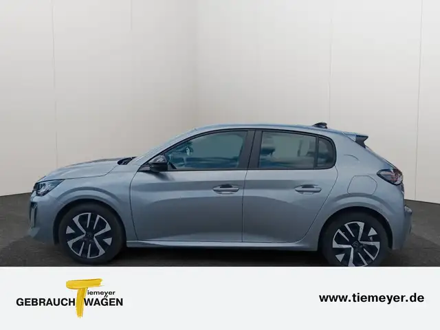 Peugeot 208 view 8