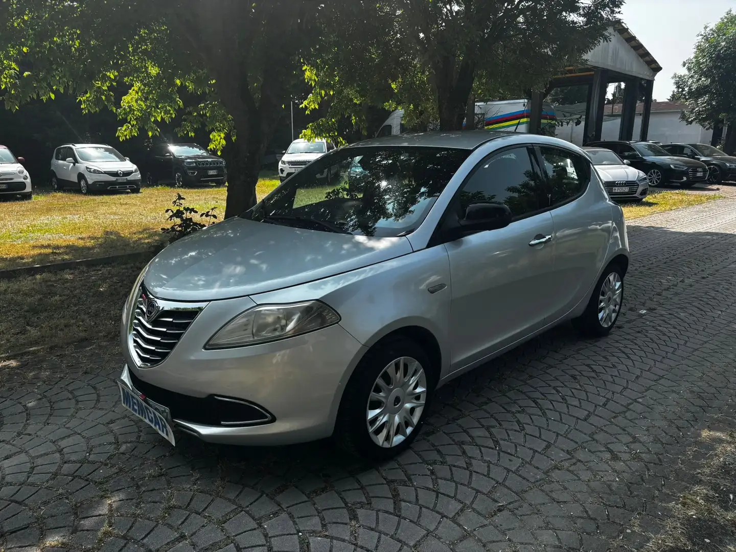 Lancia Ypsilon Ypsilon 1.3 mjt Gold UNICO PROPRIETARIO OK NEOPAT Argent - 1