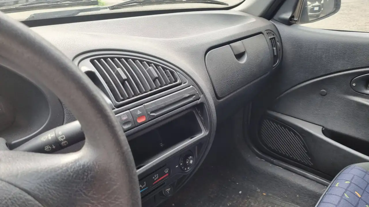 Citroen SAXO 1.1 IDEALE PER TRASFORMAZIONE,MARCIANTE KM 210.000, foto 7