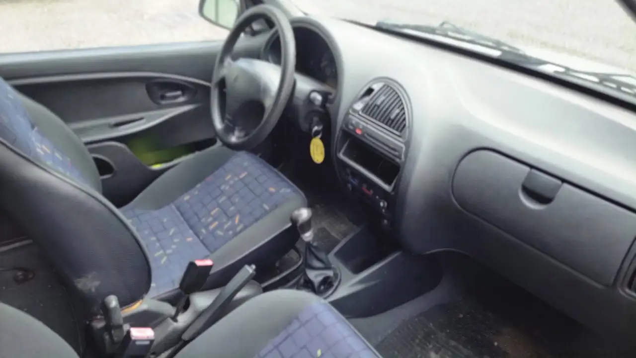 Citroen SAXO 1.1 IDEALE PER TRASFORMAZIONE,MARCIANTE KM 210.000, foto 8