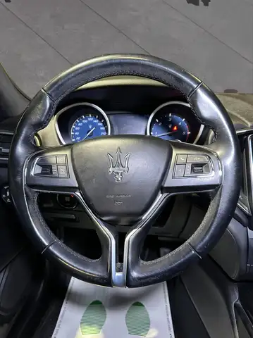 Maserati Ghibli view 9
