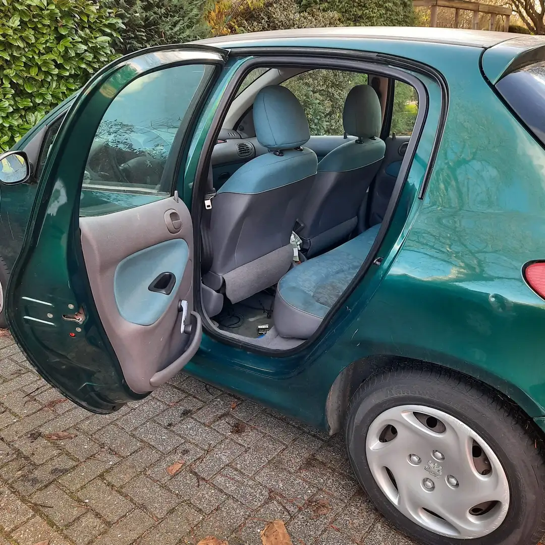 Peugeot 206 206 1.4 XR Verde - 1