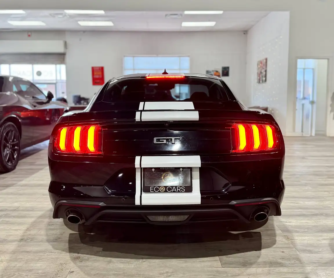 Ford Mustang снимка Ford Mustang