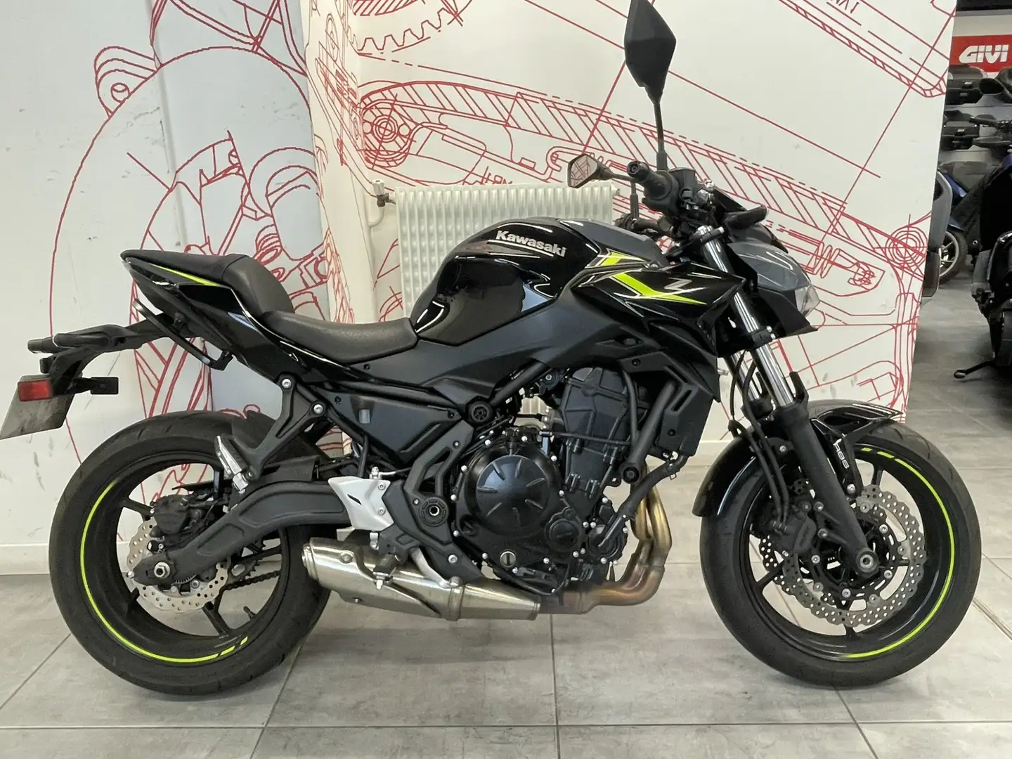 Kawasaki Z 650 Noir - 1