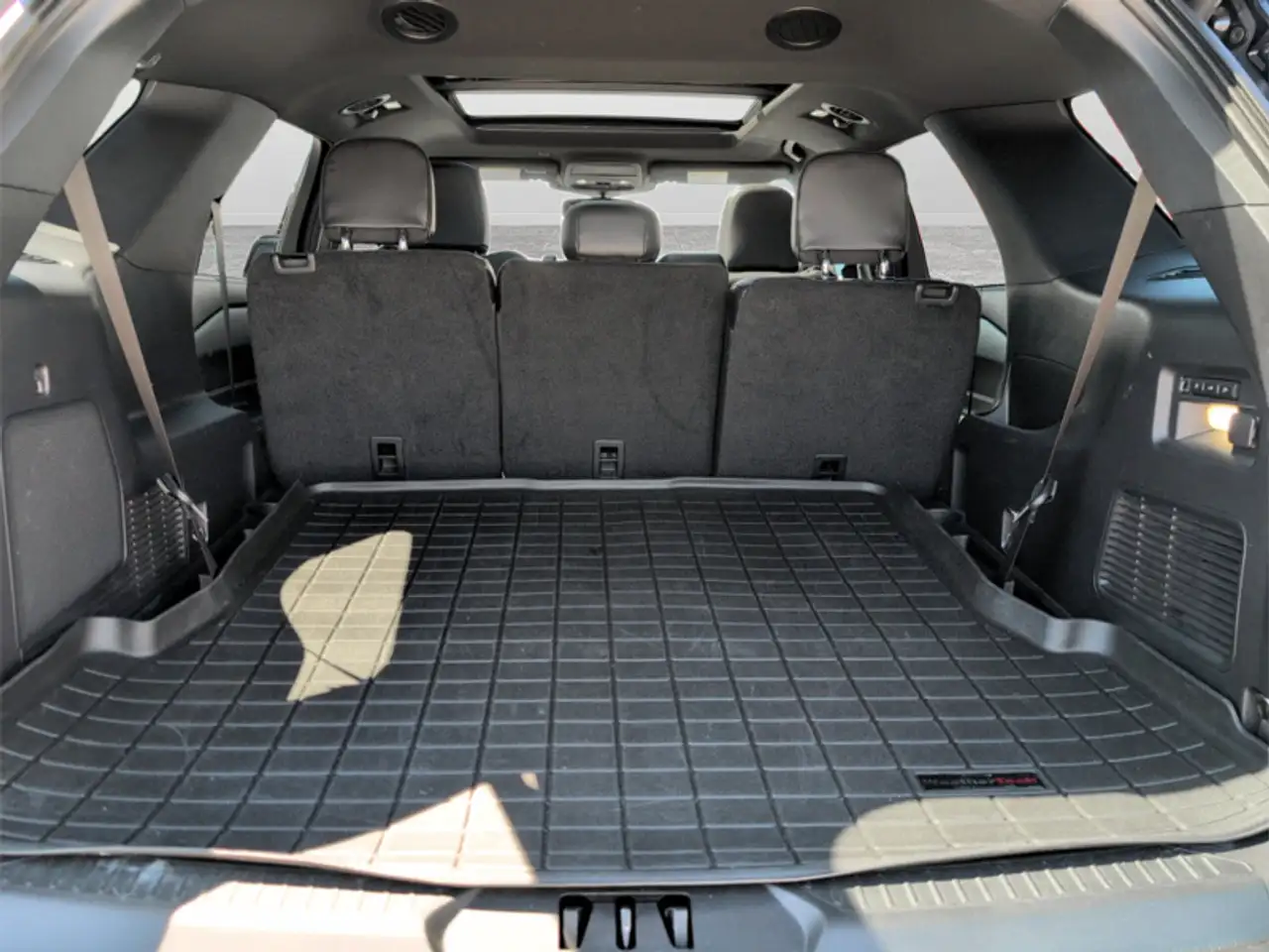 Ford Explorer photo Ford Explorer