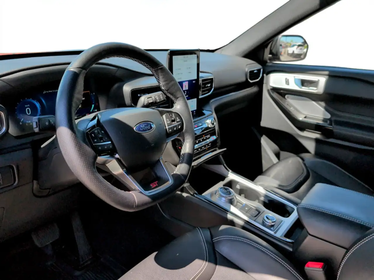Ford Explorer photo Ford Explorer