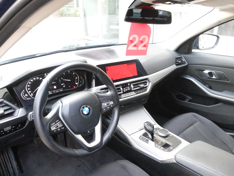 BMW 318 d Advantage Automatik — photo 9