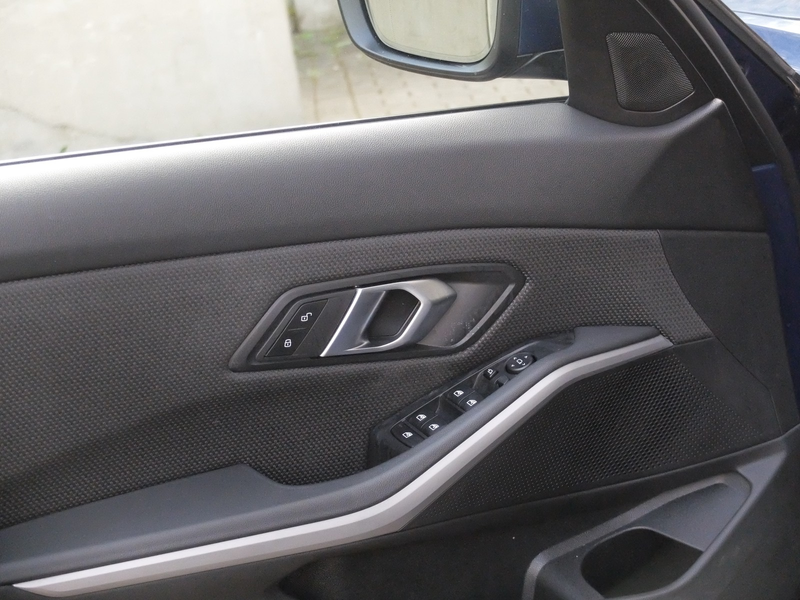 BMW 318 d Advantage Automatik — photo 8