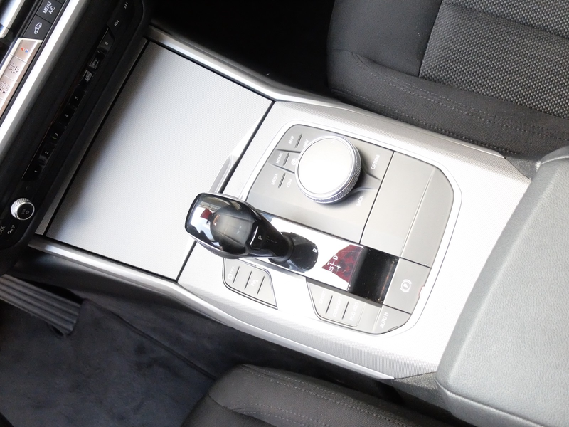 BMW 318 d Advantage Automatik — photo 10