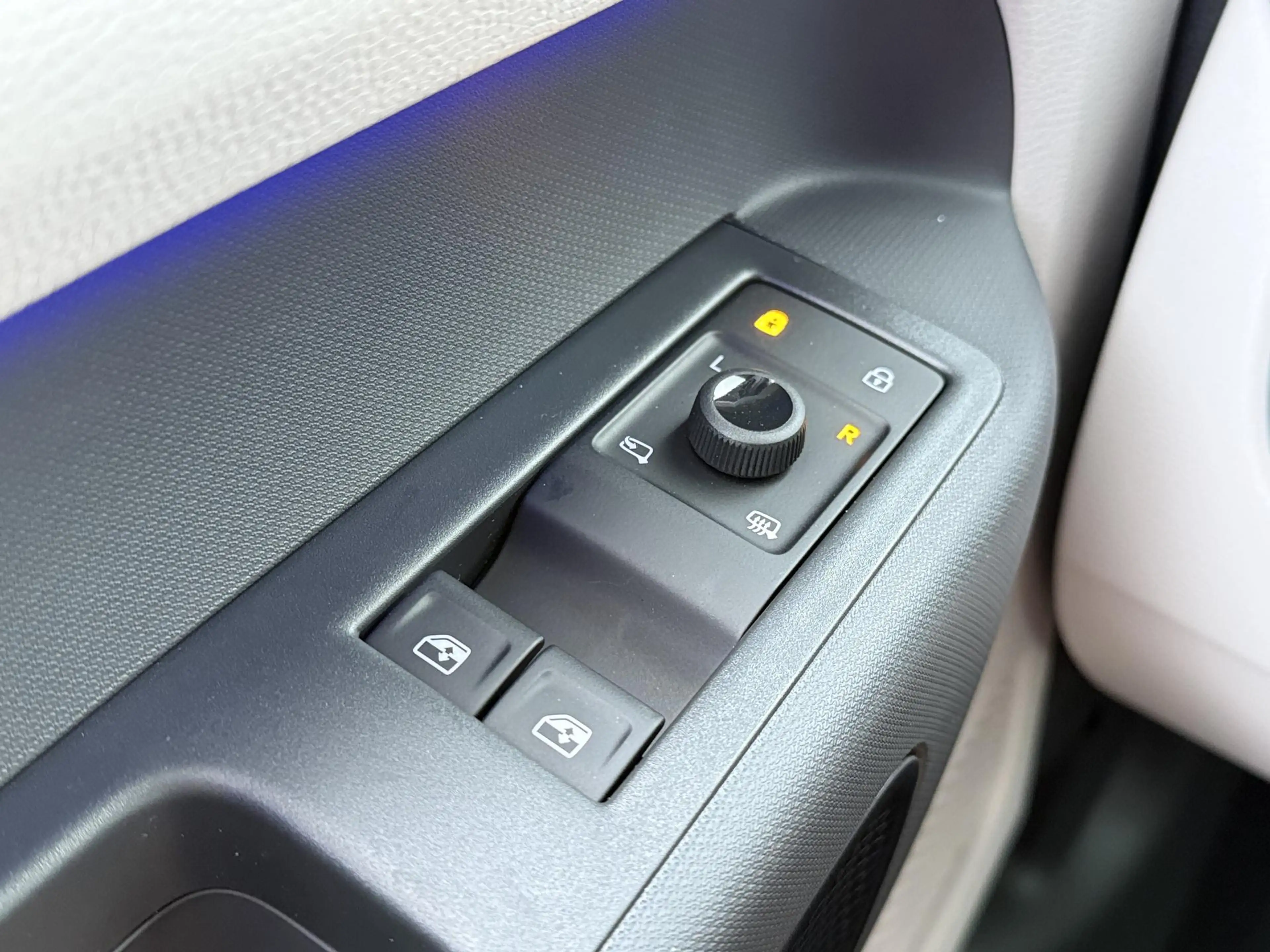 Volkswagen ID. Buzz Bedrijfswagens Pro Bulli Limited Elektromotor 210 — photo 12