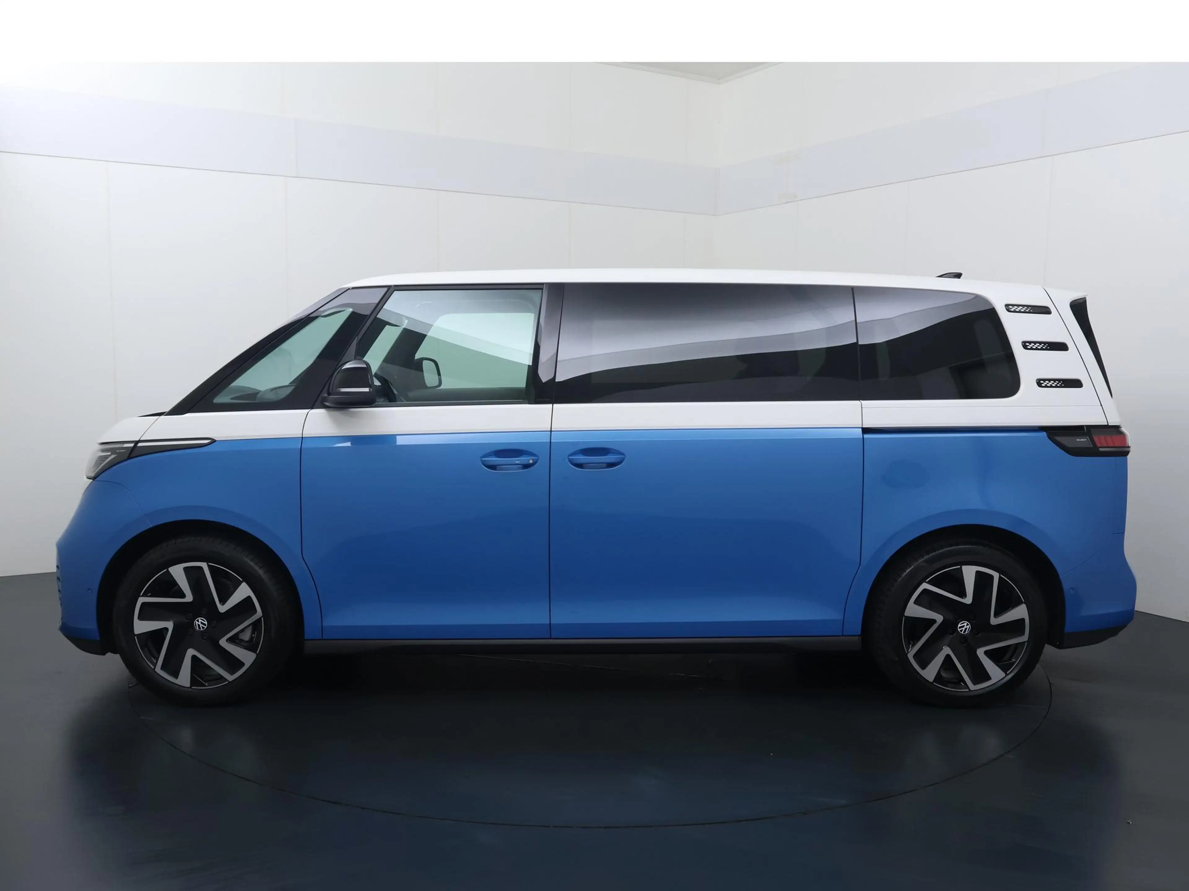 Volkswagen ID. Buzz Bedrijfswagens Pro Bulli Limited Elektromotor 210 — photo 2