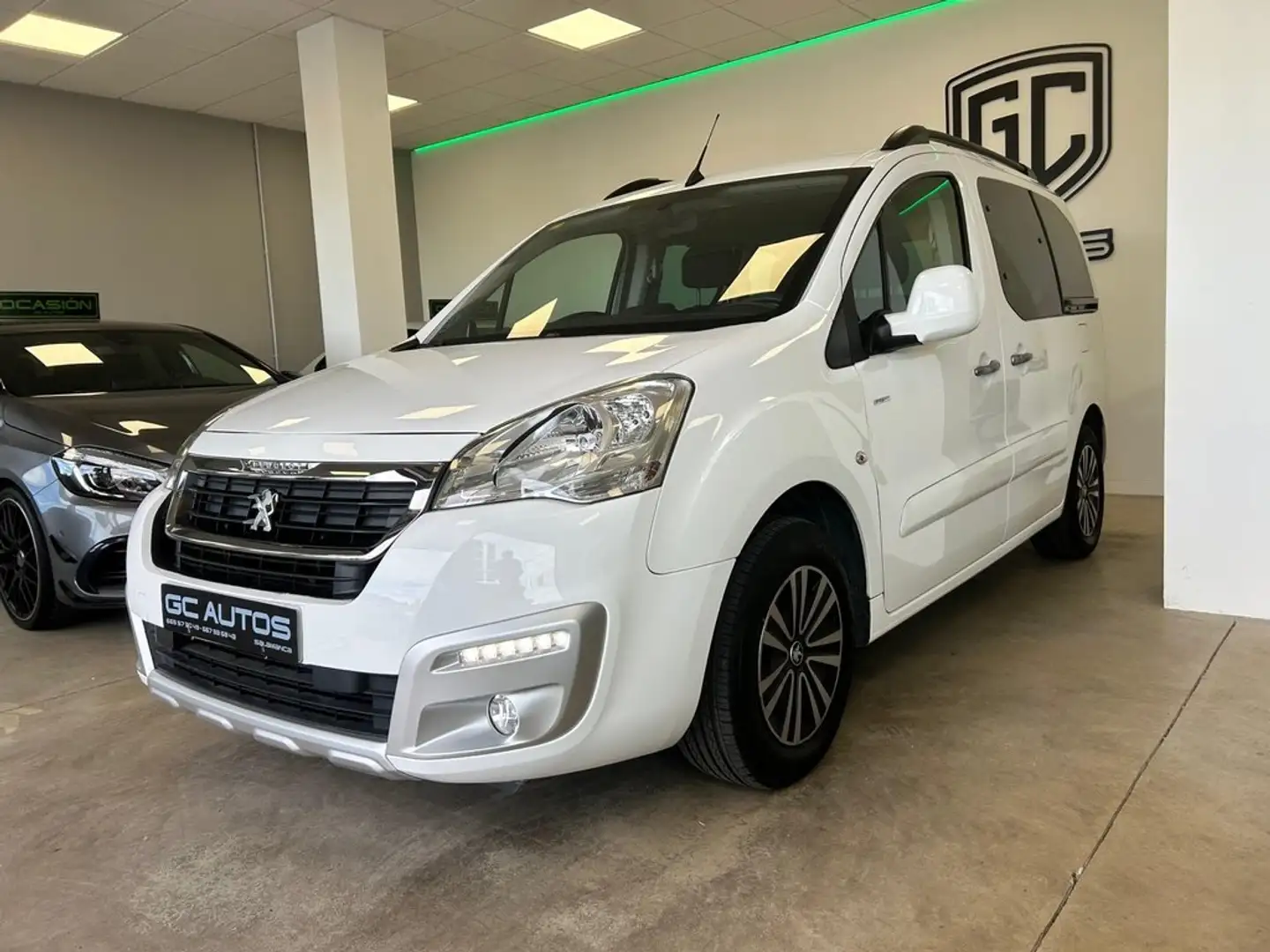 Peugeot Partner Peugeot TEPEE Style 1.6 BlueHDi 73KW (100 Blanco - 2