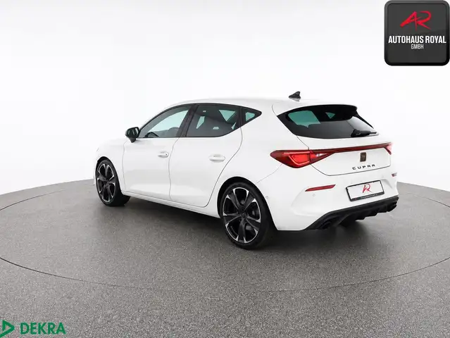 CUPRA Leon view 3