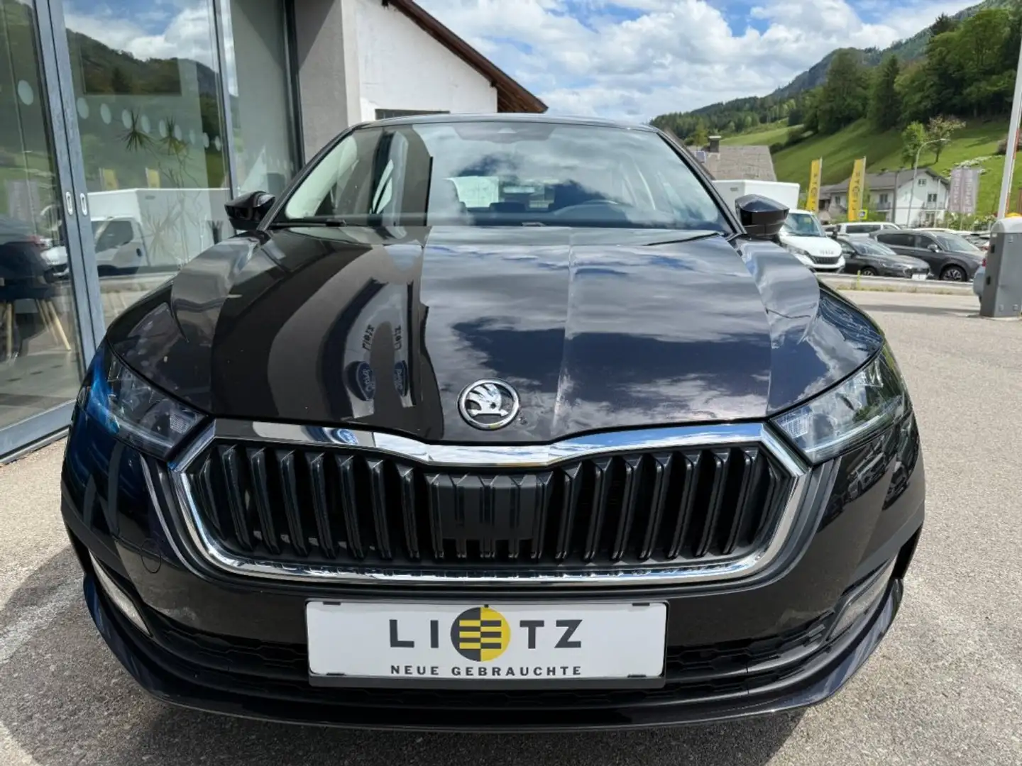 Skoda Octavia Ambition 2,0TDI Schwarz - 2