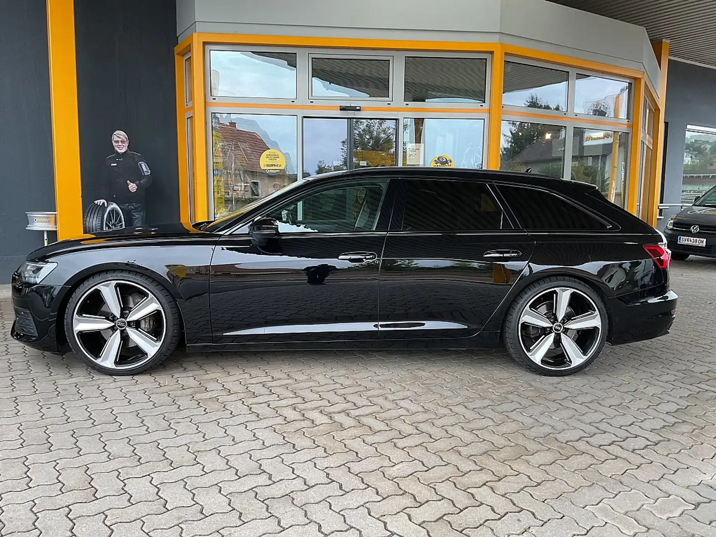 Audi A6 Avant 45 TDI quattro Schwarz - 2