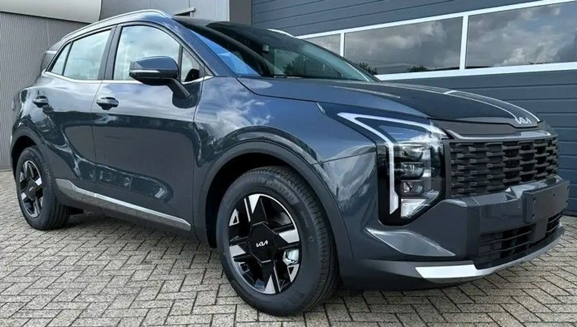 Kia Sportage 1.6 T-MY26 MHEV DCT Navi LED Kam PDC v+ - 2