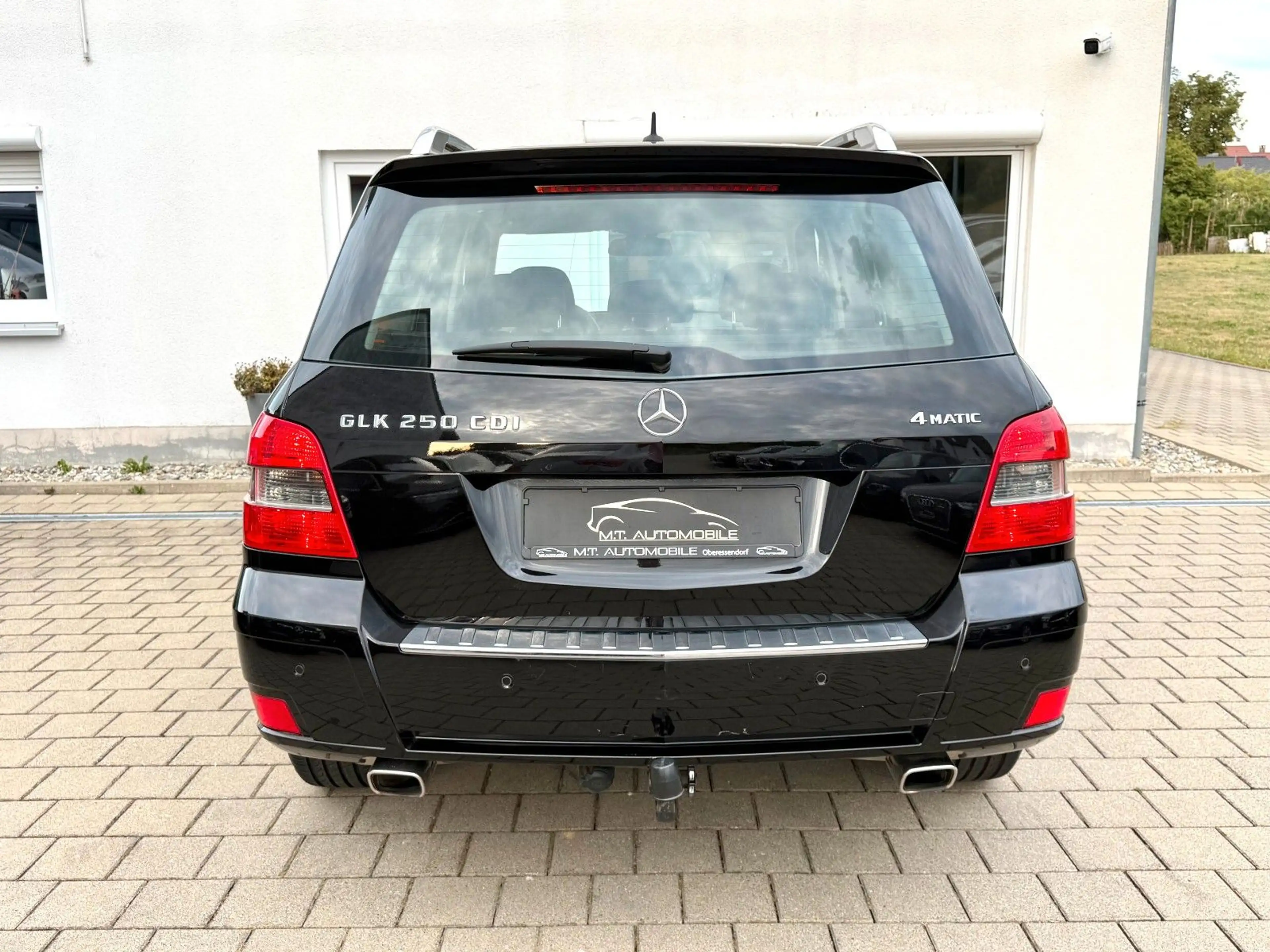 Mercedes-Benz GLK 250 *4M*AHK*TEMP*NAVI*PDC*SHZ*LEDER*KLIMA* — photo 6