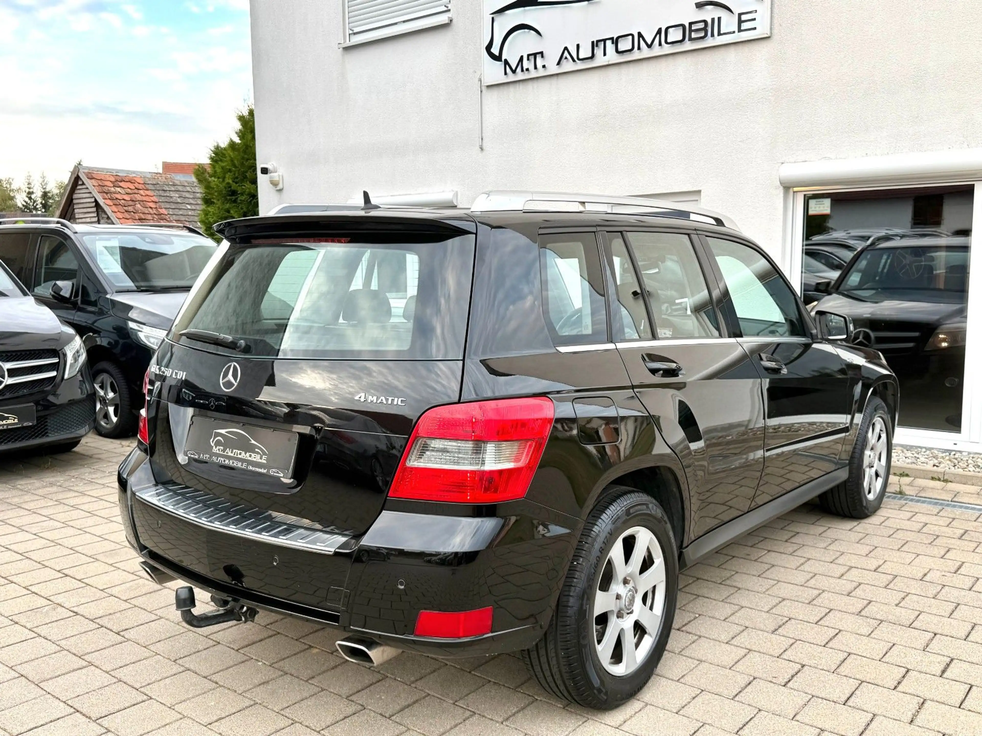 Mercedes-Benz GLK 250 *4M*AHK*TEMP*NAVI*PDC*SHZ*LEDER*KLIMA* — photo 7