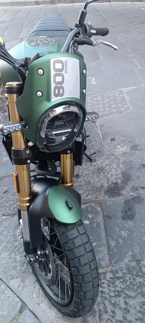 Benelli Leoncino Trail Green - 1