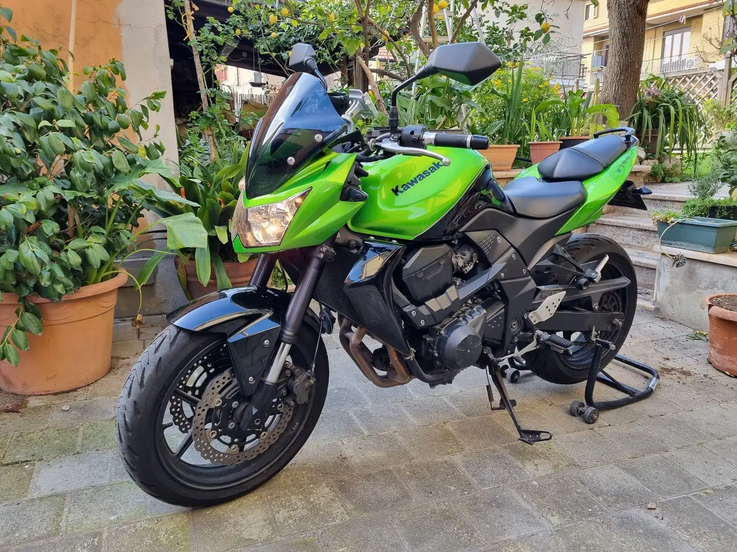 Kawasaki Z 750 zelena - 2