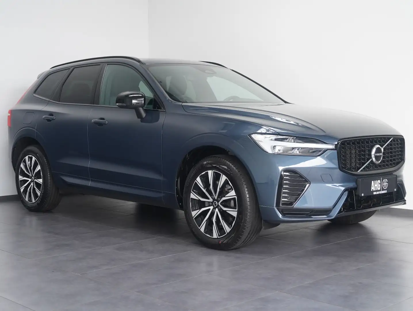 Volvo XC60 B4 B Plus Dark PANORAMA/LED/BLIS/ACC Blau - 2