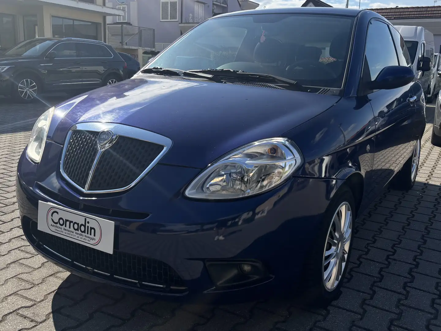 Lancia Ypsilon Ypsilon II 2007 1.2 8v Argento Blauw - 1